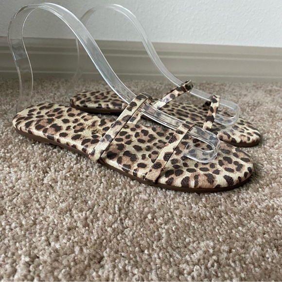 TKEES | Women's Gemma Leopard Printed Leather Slip On Sandals Size 6 - Picture 3 of 9